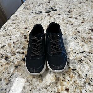 Girl’s Black Athletic Shoes